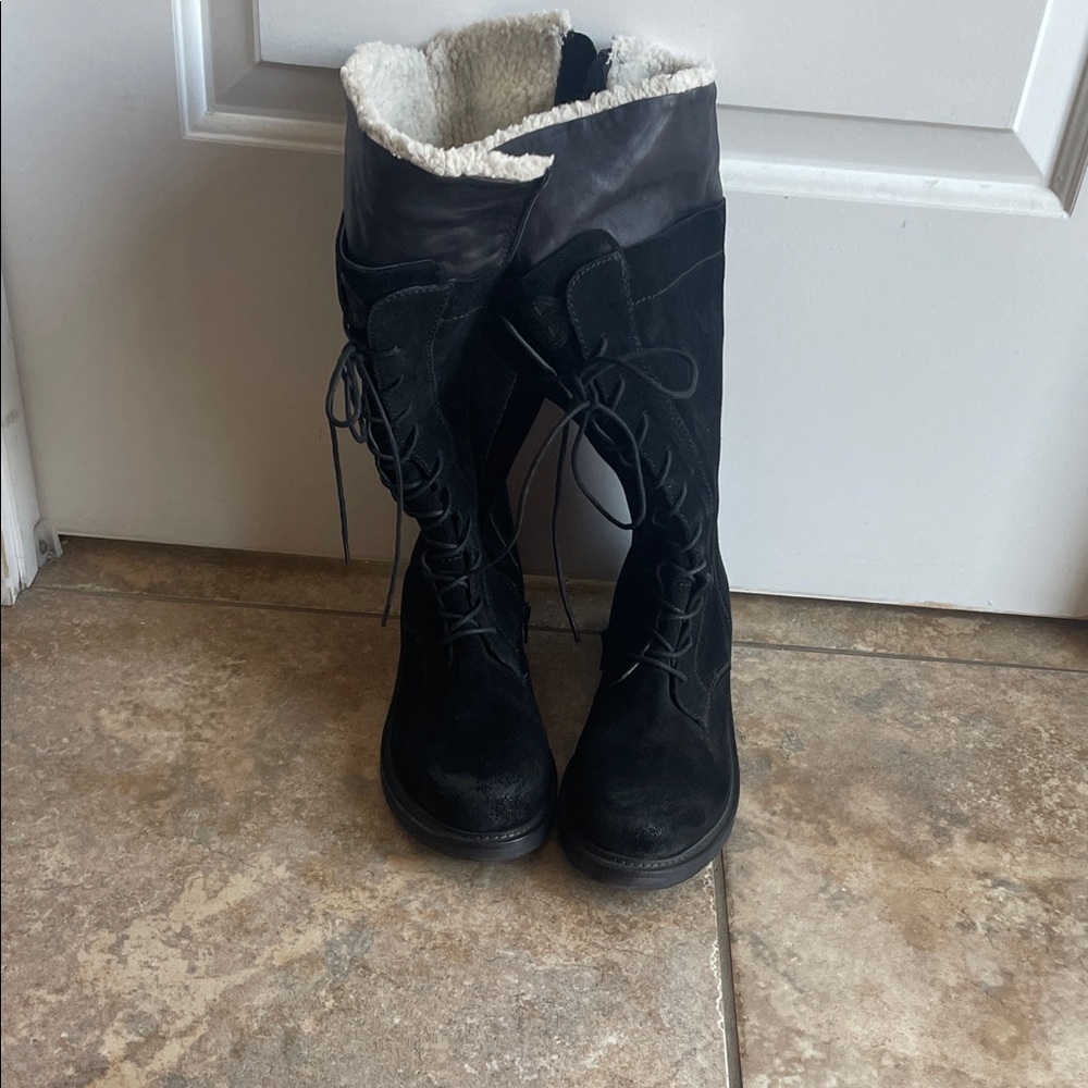 Women's Black Lace-Up Boots